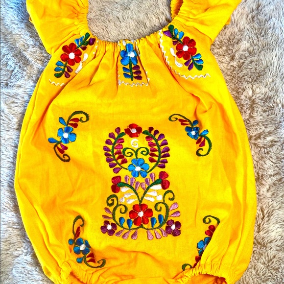 handmade baby rompers - Picture 3 of 3